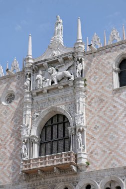 Doge Sarayı (Palazzo Ducale) Venedik, İtalya. Doge Sarayı Venedik'in ana seyahat konumlar biridir. Eski mimari Venedik. Venedik tarihi yerler. Palazzo Ducale yürümek.