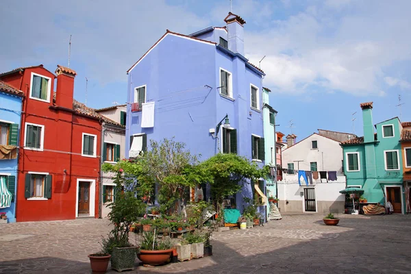 Burano Italië April 2018 Kleurrijke Huizen Het Eiland Van Burano — Stockfoto