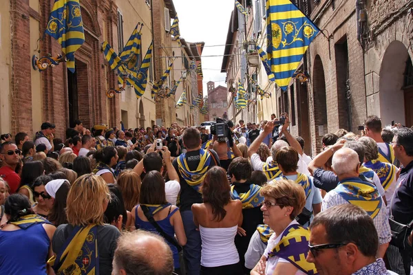 Siena Itálie Srpna 2008 Lidi Čekající Začátku Dostihu — Stock fotografie