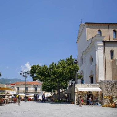 Ravello, İtalya - 03 Haziran 2012: Duomo, Santa Maria Assunta Kilisesi, 1086, Piazza del Vescovado, Ravello, Amalfi Coast, Salerno görünümünü