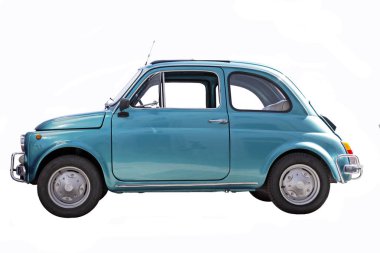 Fiat 500 küçük şehir otomobili izole kırpma yolu ile beyaz arka plan üzerinde