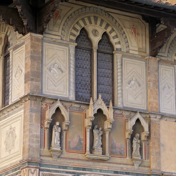 Detalle Del Antiguo Palacio Florencia — Foto de Stock