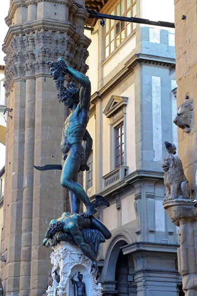 Florencia Italia Agosto 2018 Perseo Con Cabeza Estatua Medusa Loggia —  Fotos de Stock