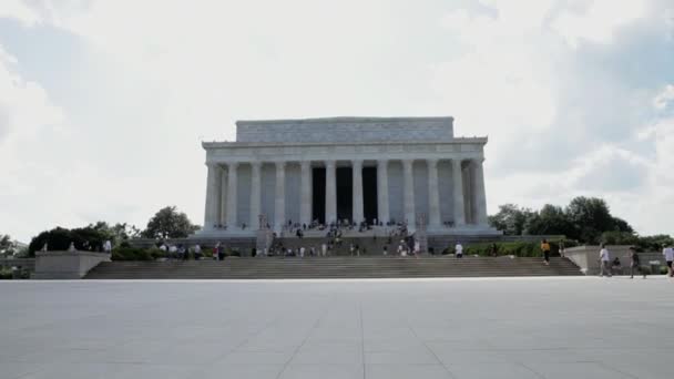 Вид Мемориал Линкольна Камера Движется Вверх — стоковое видео
