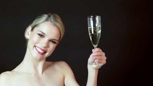 Giovane Donna Con Bicchiere Champagne — Video Stock