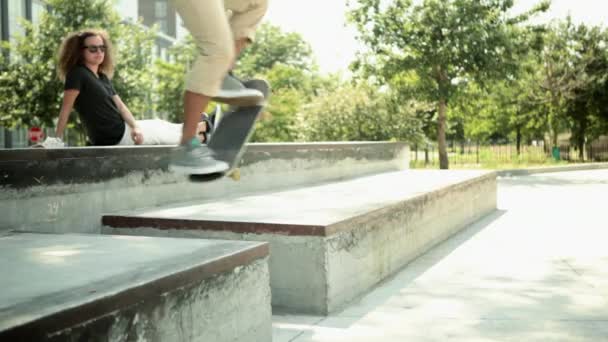 Skateboarders Parque Skate — Vídeo de Stock
