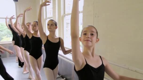 Ballet Teacher Correcting Ballerinas Posture — Stock Video