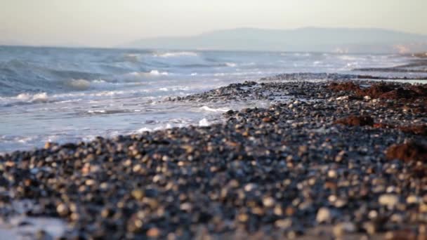 Vacker Utsikt Över Pebble Beach Och Gibraltar Avstånd Marbella Spanien — Stockvideo