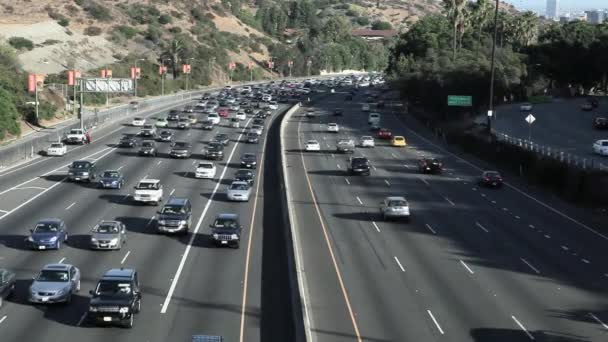 Tráfico Carretera Interestatal Sunset Boulevard Los Ángeles California — Vídeo de stock