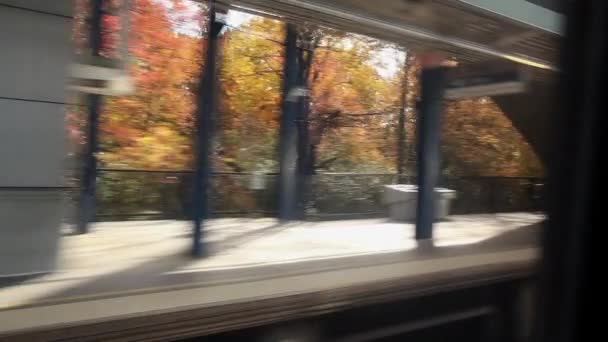 Blick Vom Zug Bahnsteig Vorbei — Stockvideo