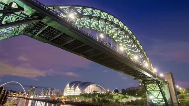 Tyne Bridge Solnedgången Newcastle Storbritannien Tidsinställd — Stockvideo