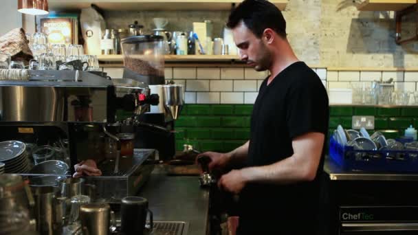 Barista Preparing Coffee Cafe — Stock Video