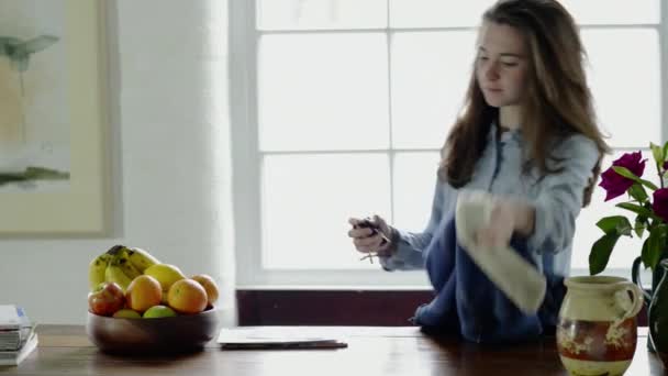 Žena Pošty Apple — Stock video