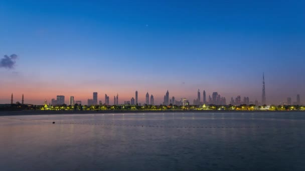 Skyline Urbano Atardecer Lapso Tiempo Dubai Uae — Vídeos de Stock