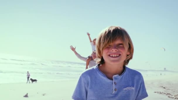 Retrato Menino Praia — Vídeo de Stock