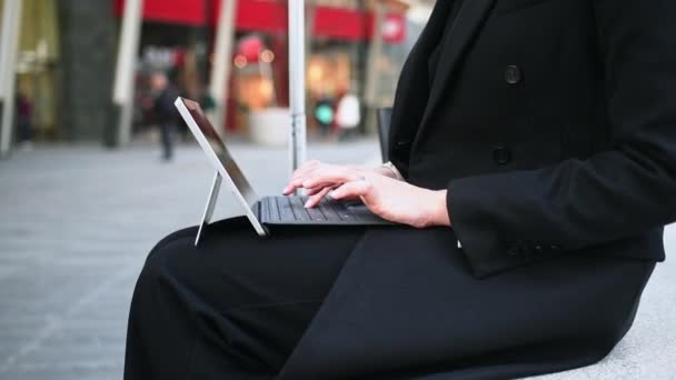 Close Woman Using Digital Tablet — Stock Video