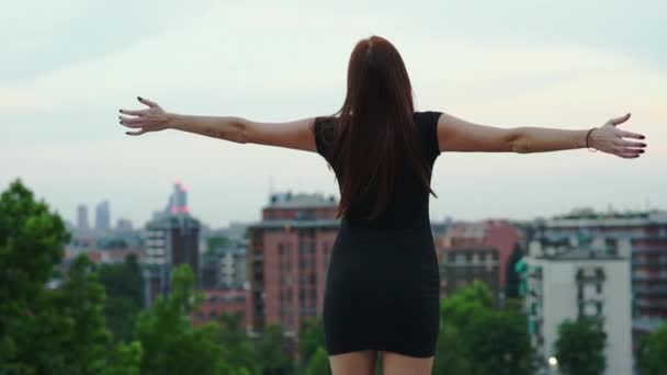 Woman Arms Outstretched Outdoors City — Stock Video
