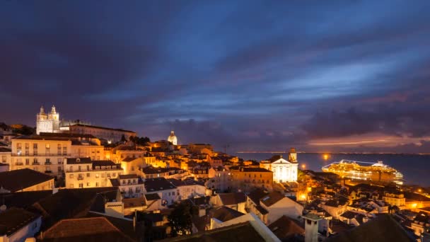 Barrio Alfama Por Noche Lisbon Portugal Time Lapse — Vídeos de Stock