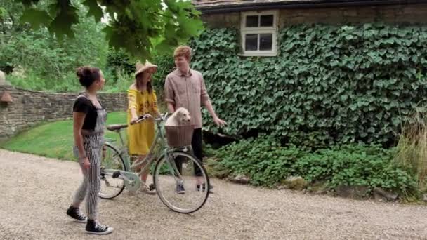 자전거와 강아지와 셀카를 친구들 — 비디오