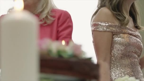 結婚式のレセプションで話している結婚式のゲスト ディントン ウィルトシャー イギリス — ストック動画