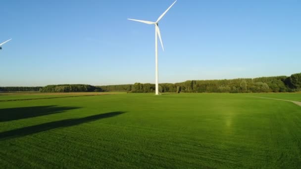 Landelijk Landschap Met Windturbines — Stockvideo