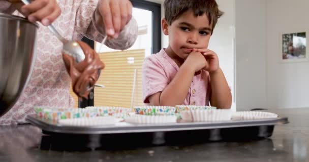 Girl Boy Baking Cupcakes Kitchen — Stock Video