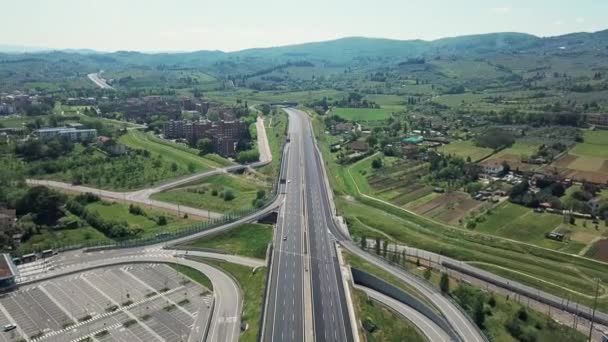 Parking Puste Autostrady Pośród Pandemii Koronawirusowej Florencja Toskania Włochy — Wideo stockowe