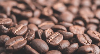 Kavrulmuş kahve çekirdekleri arka plan, üstten görünüm