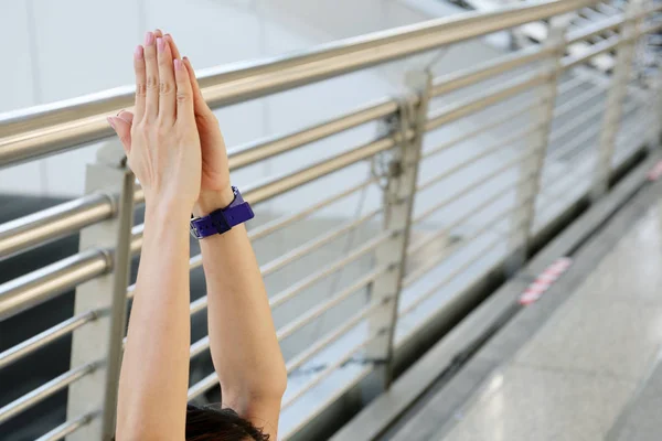 Close Bella Donna Preparare Corpo Prima Dell Esercizio — Foto Stock