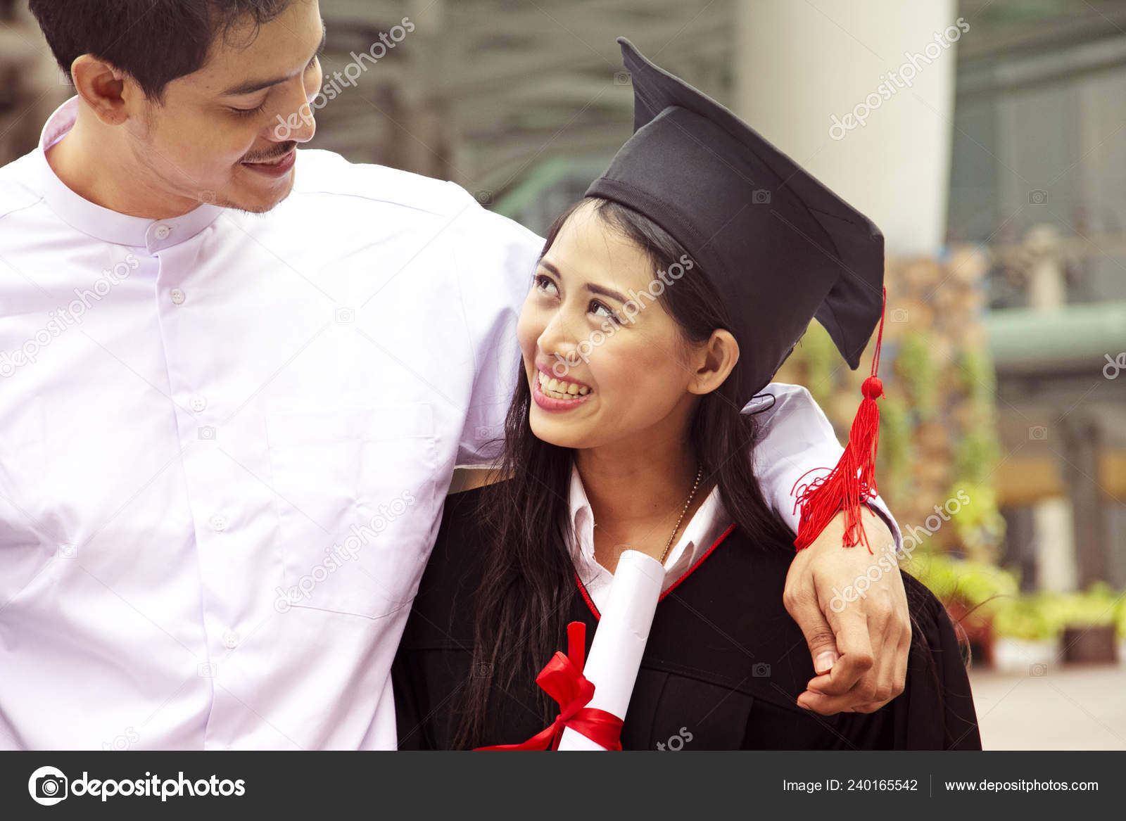 boyfriend graduation