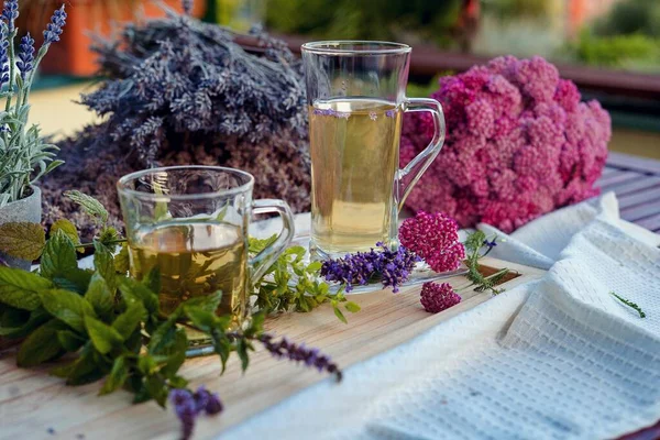 Herbal Tea Lavender Yarrow — Stock Photo, Image