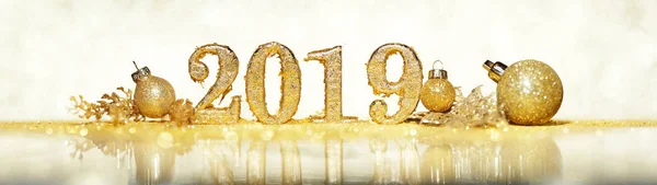 2019 Brillantes Números Oro Celebrando Año Nuevo —  Fotos de Stock