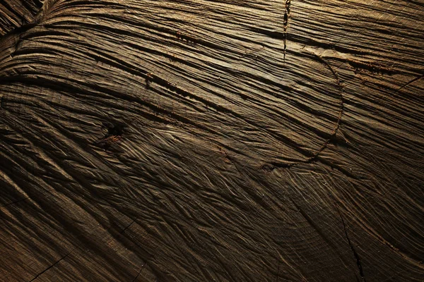 Темному тлі дерев'яні — стокове фото