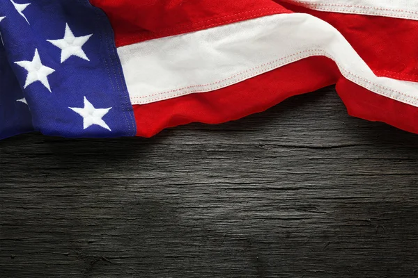 Bandera americana roja, blanca y azul para el Día de los Caídos o de los Veteranos — Foto de Stock