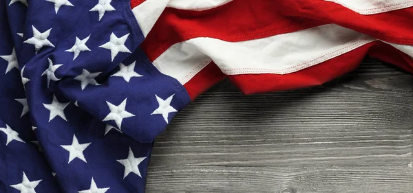 Bandera americana roja, blanca y azul para el Día de los Caídos o de los Veteranos —  Fotos de Stock