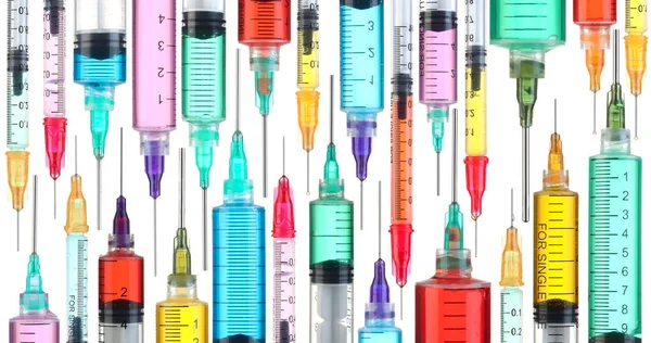 Zářivé barevné injekční stříkačky — Stock fotografie