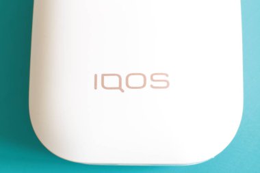 Nizhny Novgorod, Volga bölgesi / Rusya - 18 Temmuz 2019: Iqos tütün ısıtma cihazı, Heets makro fotoğraf çubukları