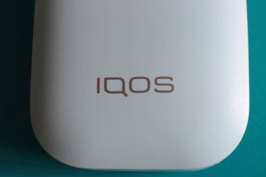 Nizhny Novgorod, Volga bölgesi / Rusya - 18 Temmuz 2019: Iqos tütün ısıtma cihazı, Heets makro fotoğraf çubukları