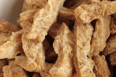 Yarı bitmiş kuru soya et vejetaryenler gıda birçok parça Sığır straganof için Vegan makro fotoğraf fasulye ürün