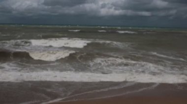 Karadeniz'de fırtına, kötü hava ve kuvvetli rüzgar, beş puanlık tehlike