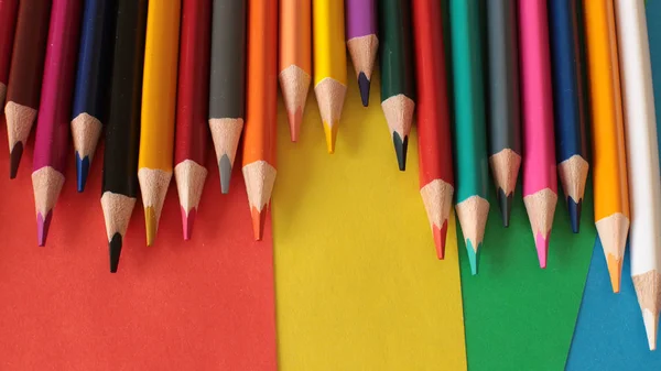 Lápices Colores Para Dibujo Creatividad Brillante Arco Iris Equipo Escuela — Foto de Stock