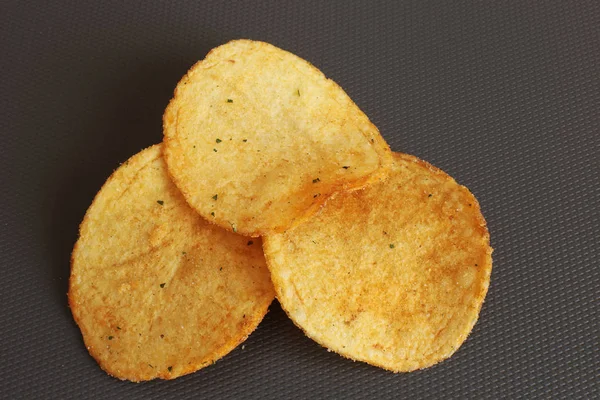 Aptitretande Mellanmål Mellanmål Med Salt Och Kryddor Potatischips Läcker Och — Stockfoto