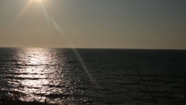 Dageraad Oceaan Prachtig Uitzicht Het Water Een Ongewone Gradiënt Van — Stockvideo
