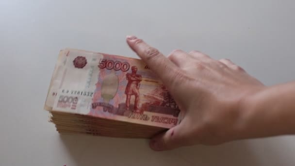 Uppsättning Nytryckta Ryska Sedlar 5000 Rubel — Stockvideo