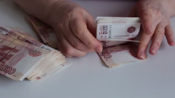 Sæt Frisktrykte Russiske Regninger 000 Rubler – Stock-video
