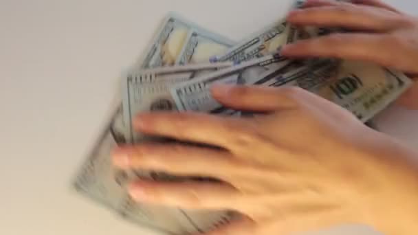 Mucho Dinero Efectivo Billetes 100 Dólares Contando Dinero Fondo Blanco — Vídeos de Stock