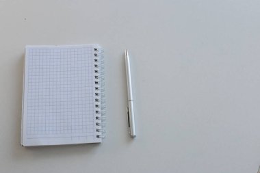  Etiketlere ve notlara yazmak için bir sürü açık alan ve notlar üzerine sözcükler