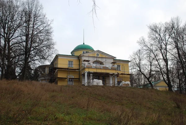 Finca Casa Stroganov Parque Brattsevo Tarde Otoño Durante Restauración Una — Foto de Stock