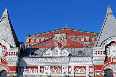 Chapayev Meydanı'nda M. Gorky Samara akademik drama tiyatrosu. Samara şehri. Rusya.
