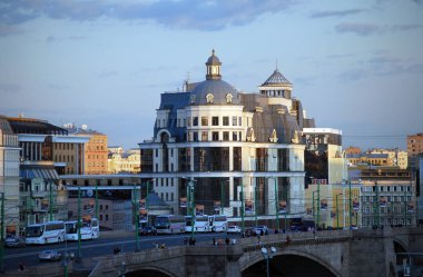 2, Baltschug sokağı, Moskova. Rusya Federasyonu Merkez Bankası (Rusya Merkez Bankası). Mstu Rusya.